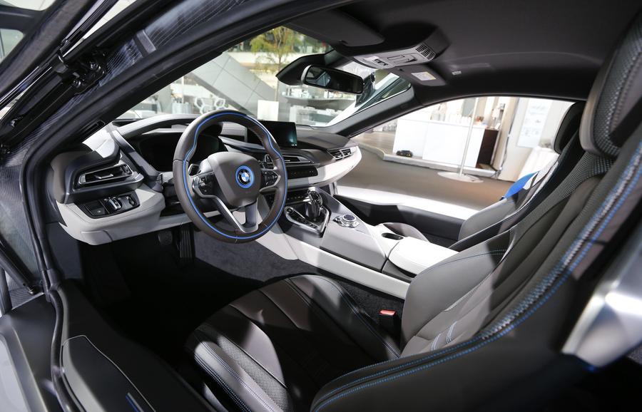 New BMW i8 plug-in hybrid sports car delivered