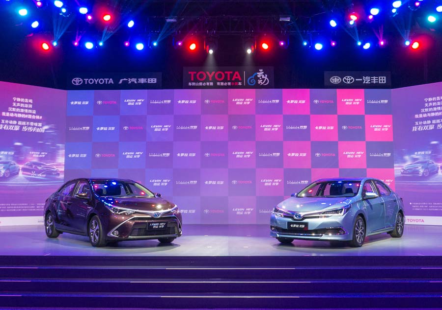 Toyota releases TwinEngine cars and sets 2020 target