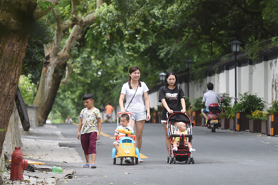 Daily life in China's Hangzhou