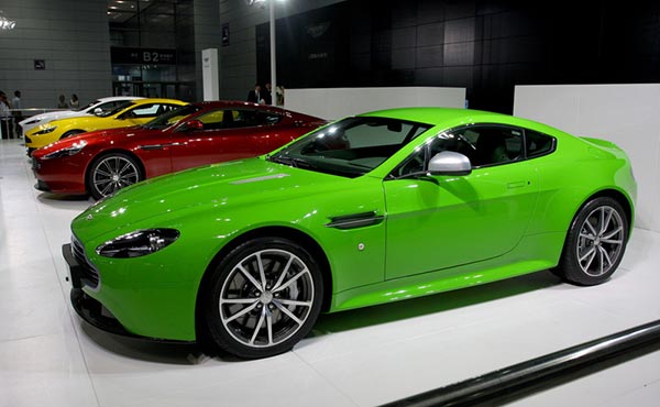 Aston Martin and Daimler partners in technologies