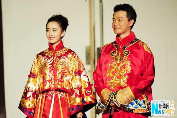 Cheng Sicheng, Tong Liya hold traditional wedding