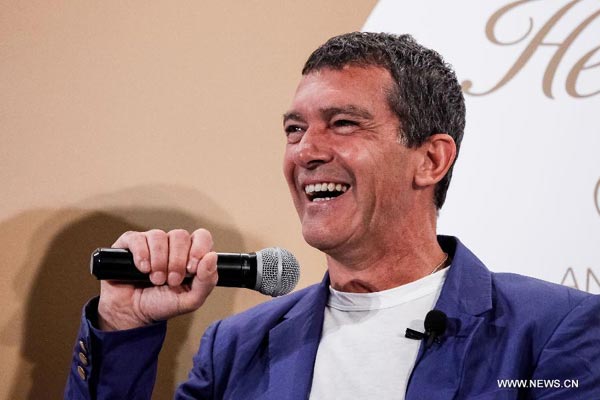 Antonio Banderas releases new perfume