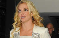 Britney Spears sued for dancer's broken nose