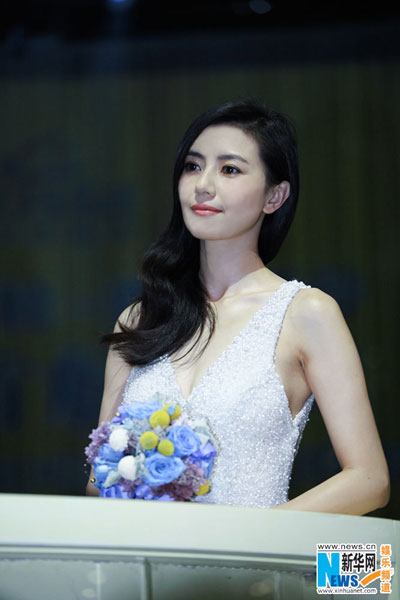 Gao Yuanyuan poses for cruise ship event