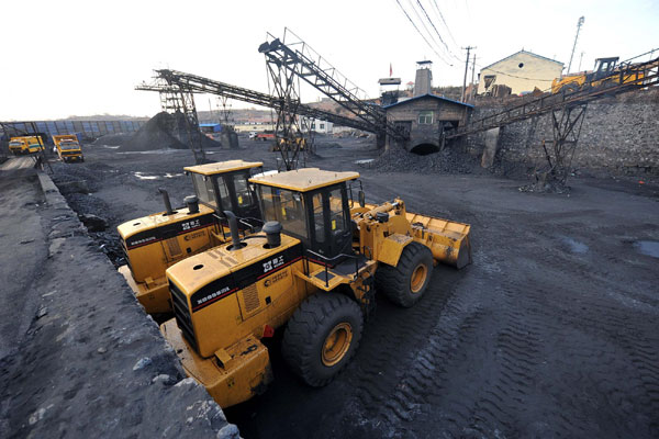 10 dead in colliery flooding, one still trapped