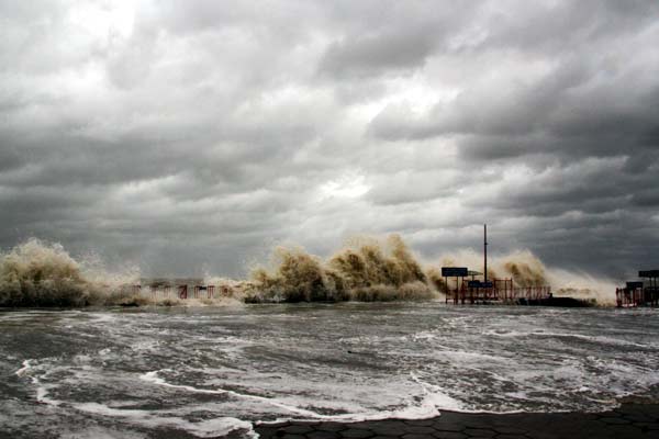 Typhoon Usagi kills 25 in China