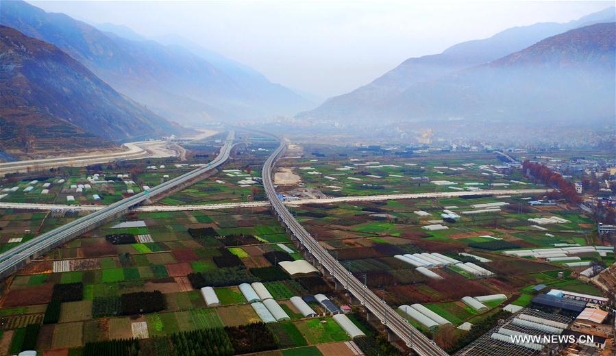 Minxian-Guangyuan section of Lanzhou-Chongqing railway put into operation