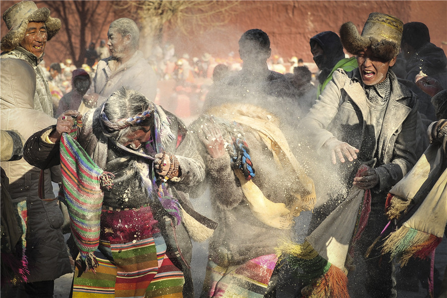 Caught on camera: From the pages of China Daily, a colorful look back at 2016 in pics