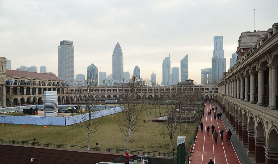 'Smog Free Tower' being installed in Tianjin