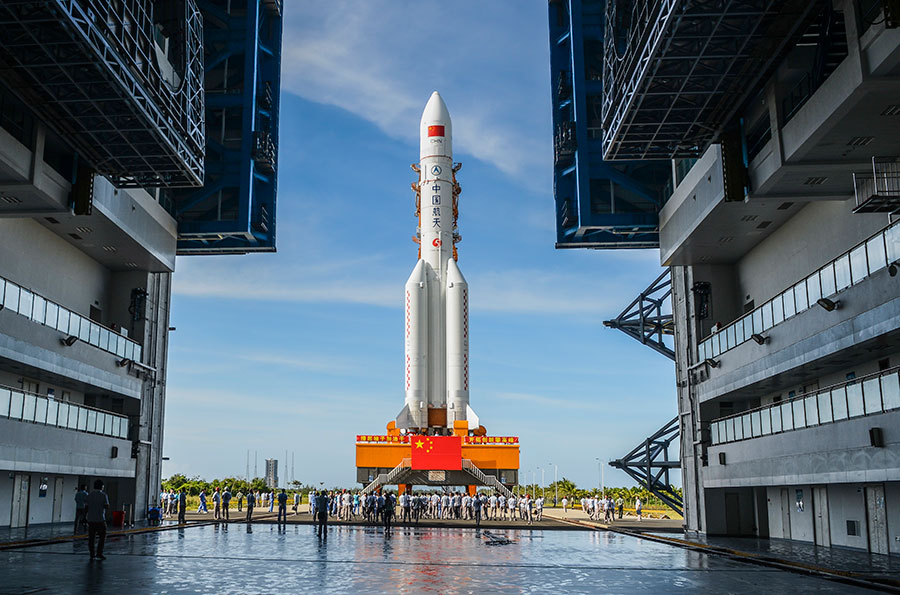 Heavy-lift rocket readied for 2nd mission