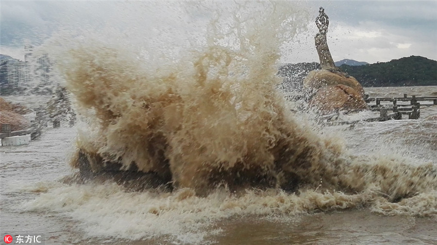 Typhoon Hato brings strong winds, rain as it lands in South China