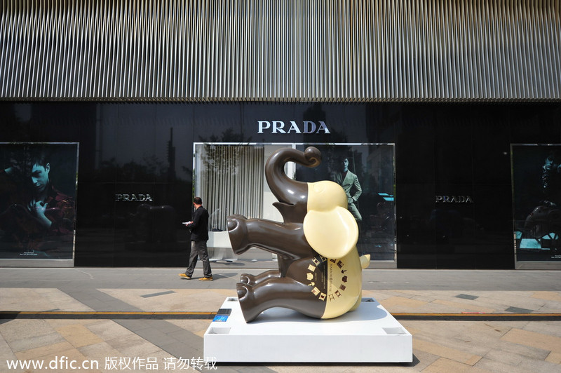 Elephant statues line Shenyang street