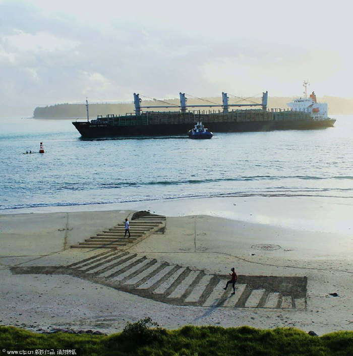 Awesome 3D beach art in New Zealand