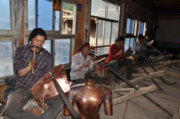 In Tibet, a community of art