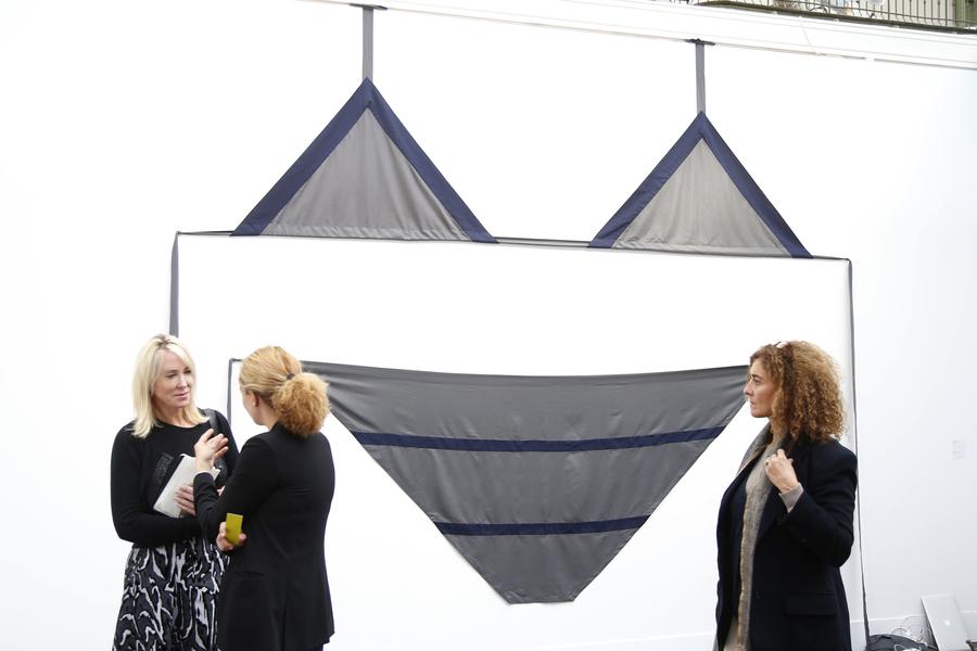 Int'l Contemporary Art Fair in Paris