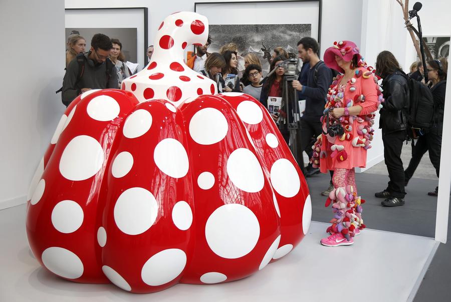 Int'l Contemporary Art Fair in Paris