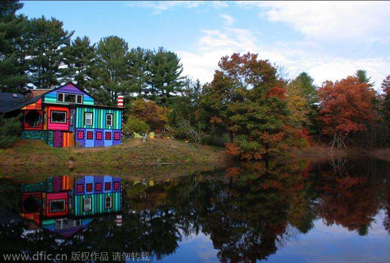 US artist renovates old house into fairy tale cottage