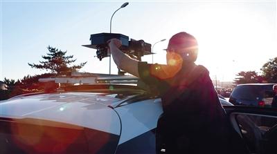 Argentine photographer sets Guinness record with film of Beijing's 2nd Ring Road