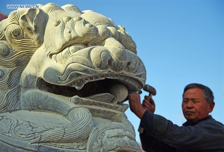 Shishan town develops stone carving as its leading industry in NE China