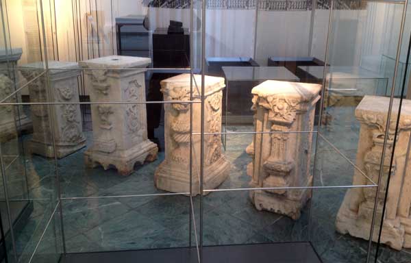 Old palace columns coming home