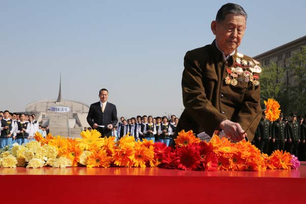 Ceremony marks beginning of Qingming