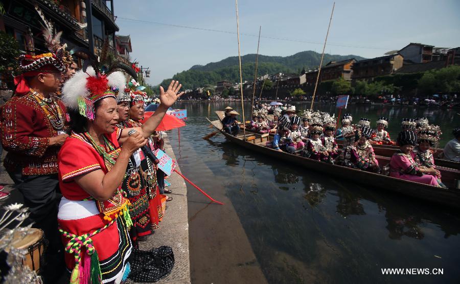 Miao ethnic group celebrates folk festival in Hunan