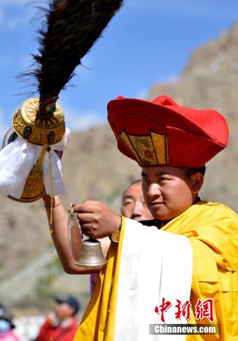 Exhibition of the Buddha held in Tibet