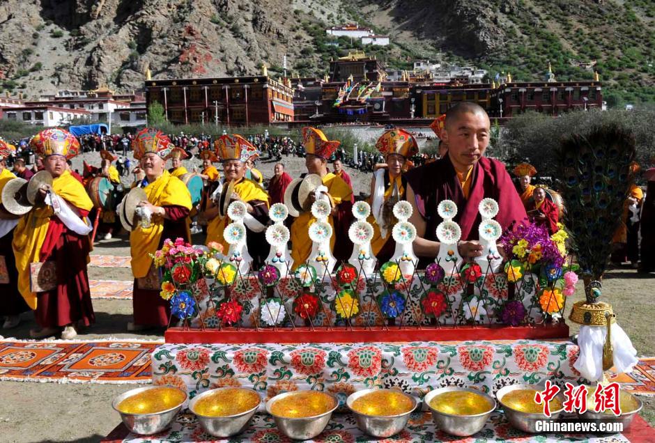 Exhibition of the Buddha held in Tibet