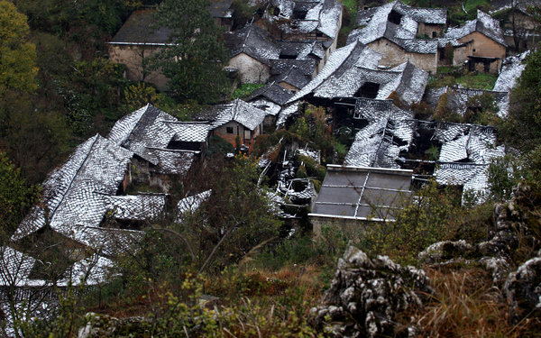 Deserted village in urbanization wave in SW China