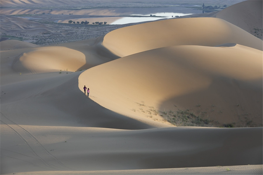 Photography Biennale of Tianshui reveals culture along Silk Road