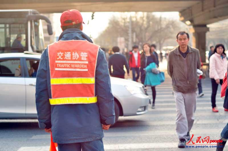 五花八門的中國式過馬路（組圖）