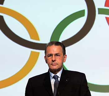 International Olympic Committee (IOC) President Jacques Rogge attends at a final news conference after the close of the 117th IOC session in Singapore July 9, 2005. [Reuters]