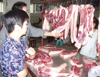 Pork low on menu as fears stay high