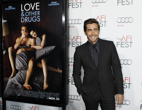 Jake Gyllenhaal and Anne Hathaway at the world premiere of film 'Love and Other Drugs'