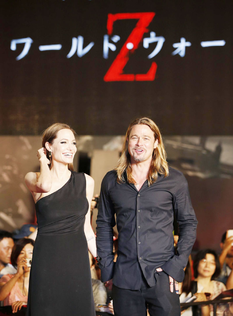 Pitt, Jolie promote movies in Tokyo