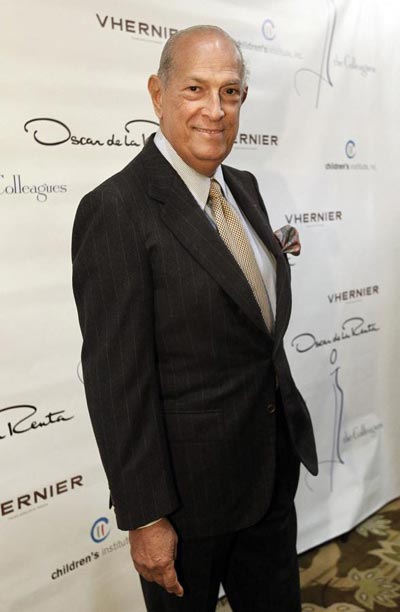 Fashion designer Oscar de la Renta dead at 82