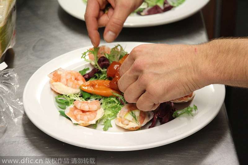 Restaurant turns trash into delicacy