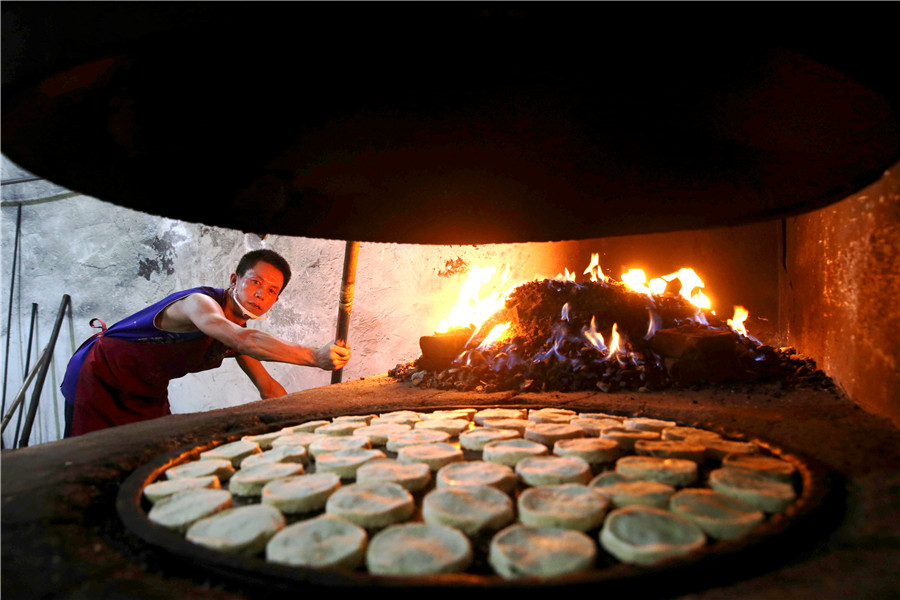 Yushan county's special 'mooncake' for Mid-Autumn Festival