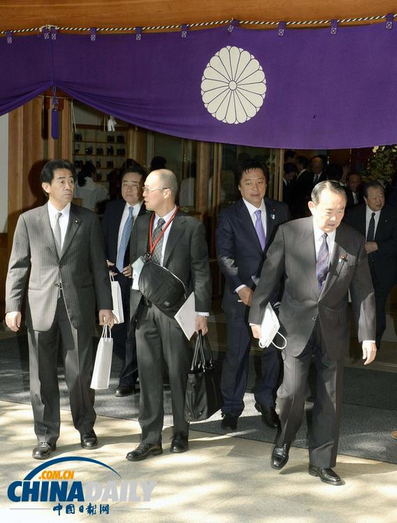 日本168名國會議員參拜靖國神社 80人前往釣魚島