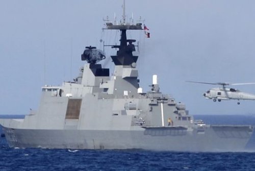 解放軍兩支艦隊實兵實彈赴南海策應(yīng)臺灣