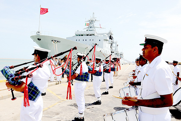 Navy brings supplies, medicine to flood-ravaged Sri Lanka