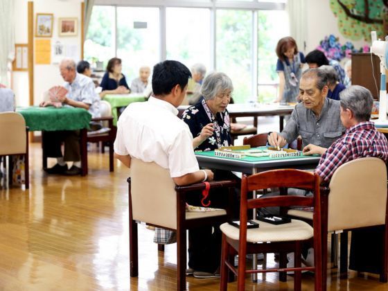 老齡化嚴重，日本興起“賭場主題日間陪護所”