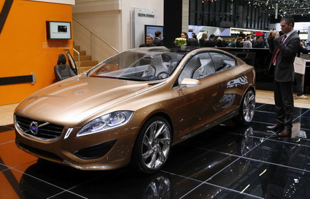 Car giants at Geneva show