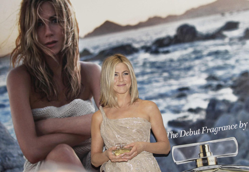 Aniston promotes her fragrance