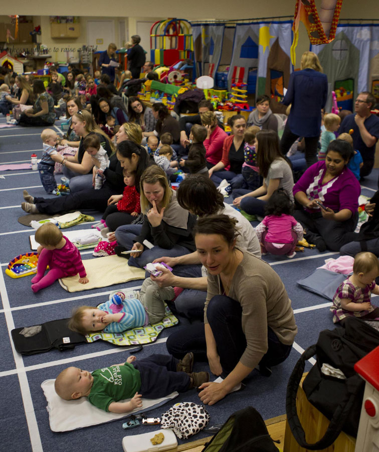 World Earth Day celebration promotes environmental napkin use