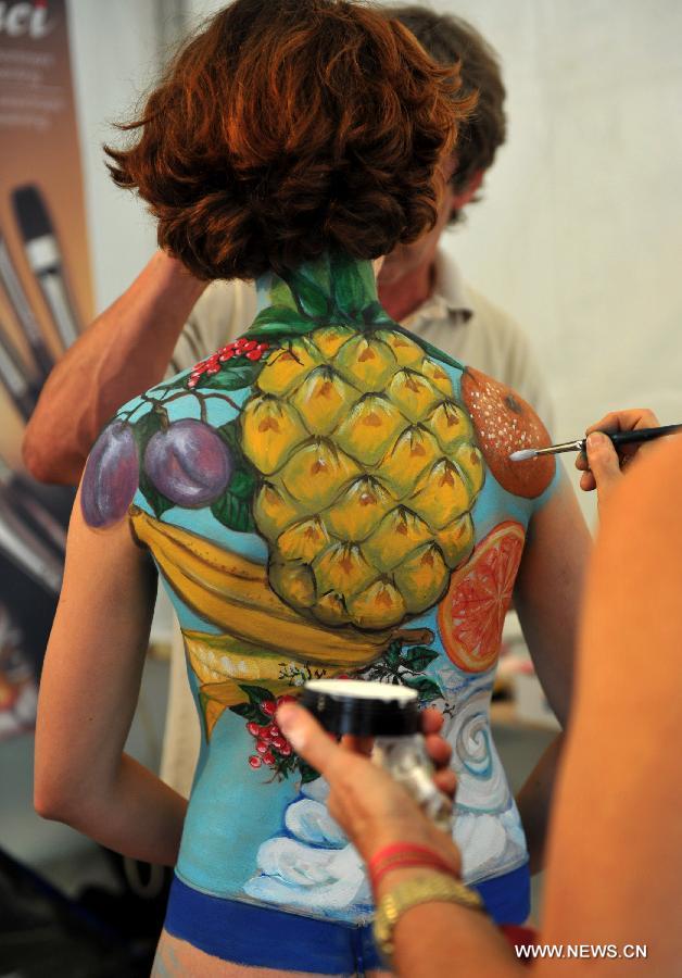 Eye-catching bodypainting