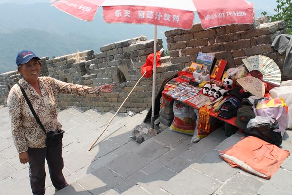 Vendors face change at Great Wall