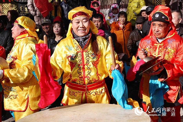 War drum performance in Togtoh county