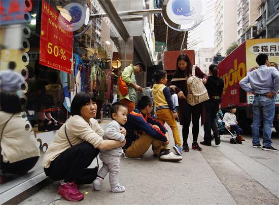 Should Hong Kong limit mainland visitors?