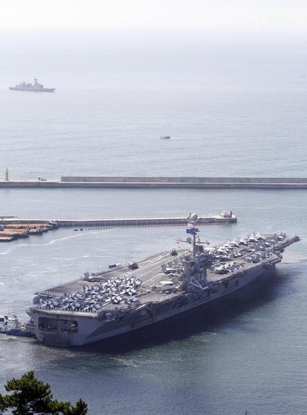 USS George Washington arrives in Busan for US-ROK drill